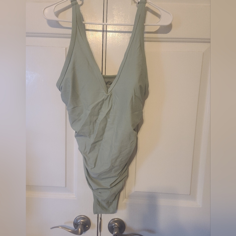 Kona Sol sz 14 one piece sage green